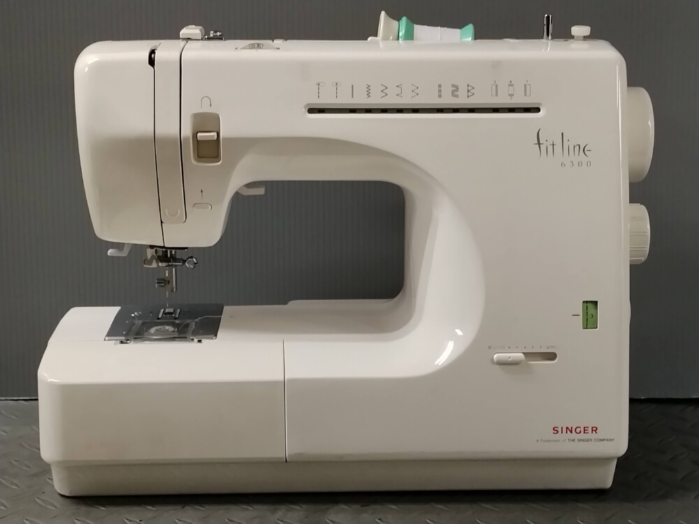 シンガーミシン修理【fit line 6300】愛知県よりご依頼。 |